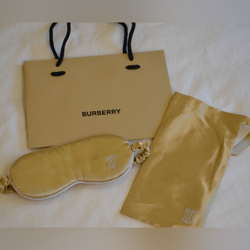 Burberry Beauty Padded Travel Sleep Eye Mask With Pouch  - Gold